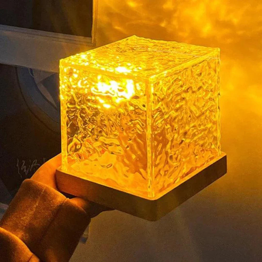 Luminária de Mesa com Efeito de Ondas e Luz