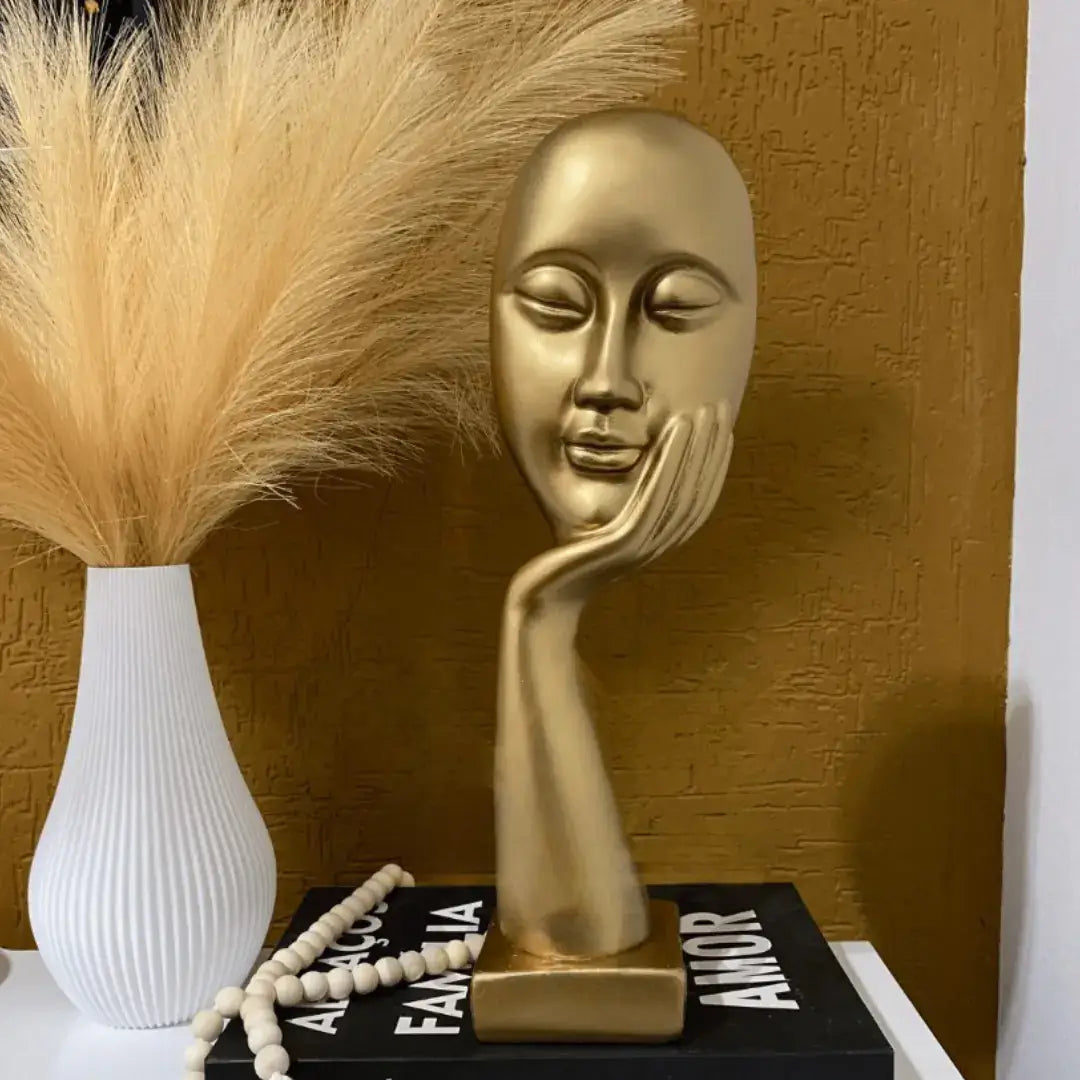 Escultura Decorativa Mão na Face