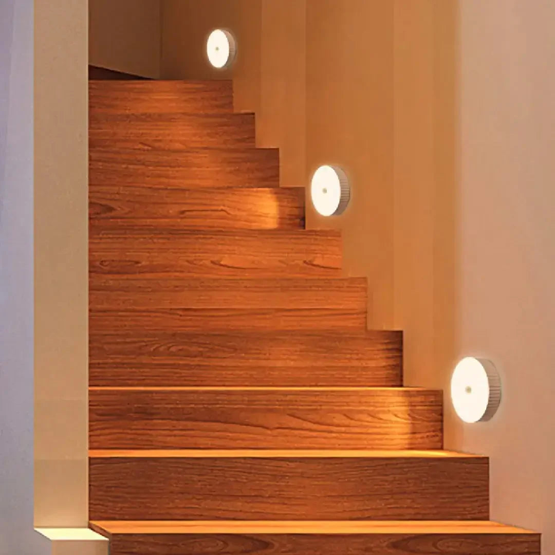 Luminária LED com Sensor de Movimento